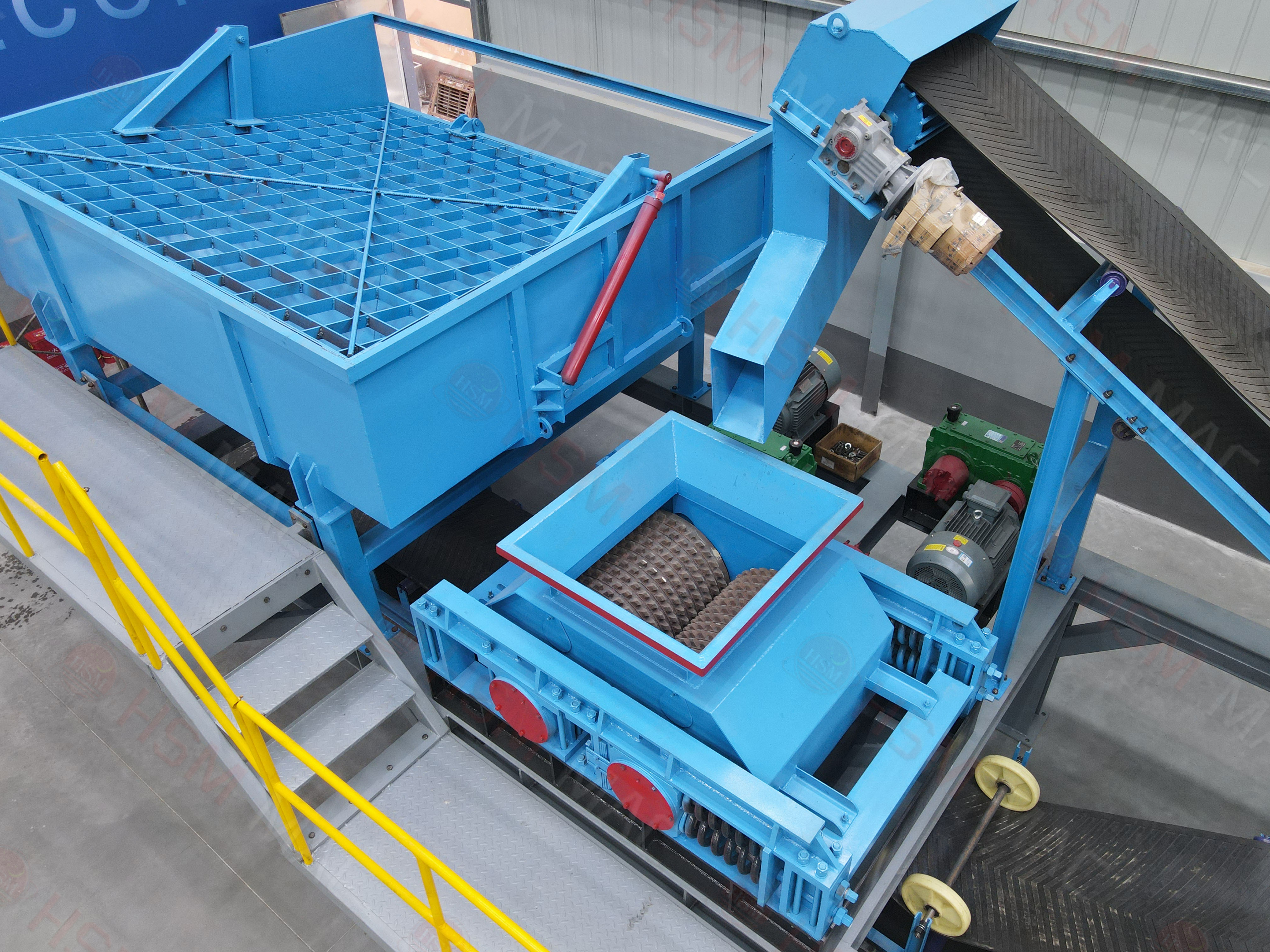 公路瀝青翻挖料破碎篩分機(jī)